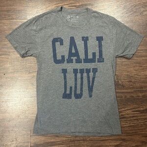 DIALASCIA Grey “Cali Luv” Graphic Tee.  Size Small